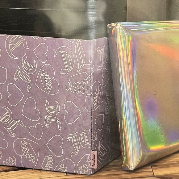 Juicy Couture Home Iridescent JC Crown & Heart Logo Collapsible Storage Ottoman - Picture 2 of 6